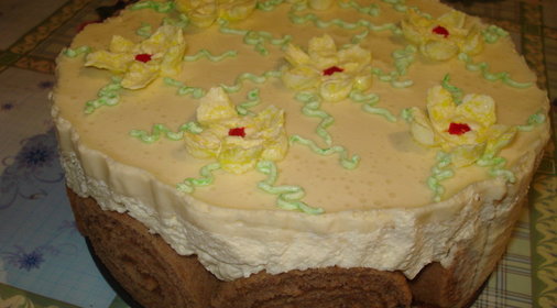 Торт «Завитушки с кремом и бананами»