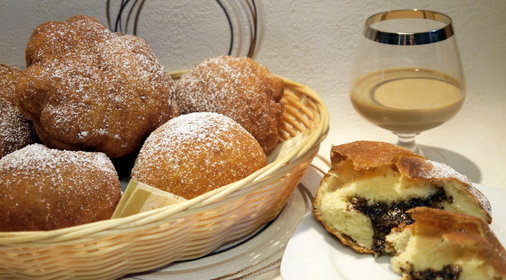 Блинный торт с карамельной глазурью