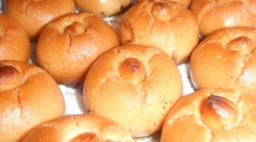 Клубничный мраморный торт