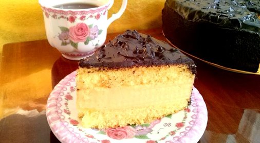 Птичье молоко (торт)