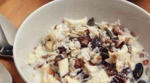 Торт маковый с ореховым кремом