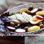 Торт с винным кремом и красной смородиной
