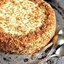 Банановый торт с орехами