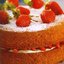 Торт с клубникой и сливочным кремом