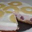 клубничный торт с ананасами