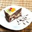 Шоколадный торт с грушами и сливочным кремом
