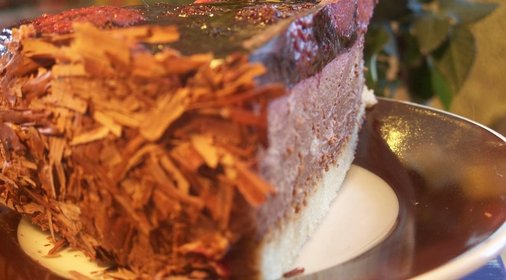 Шоколадный торт-мусс с ягодным желе