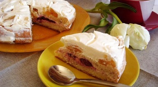 Тортик мультиотличный-бананово-клубничный!!!!!!!