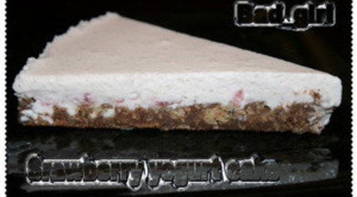 Сливочно-йогуртовый клубничный торт (Без выпечки)