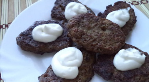 Торт с бисквитами