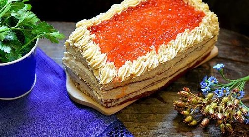 Закусочный торт из сельди с красной икрой