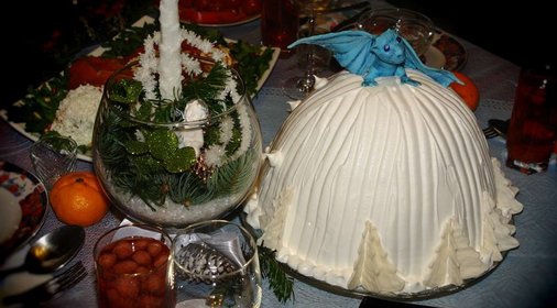 Клубнично-йогуртовый торт Гора Дракона