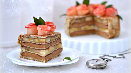 Блинный торт с карамельным муссом