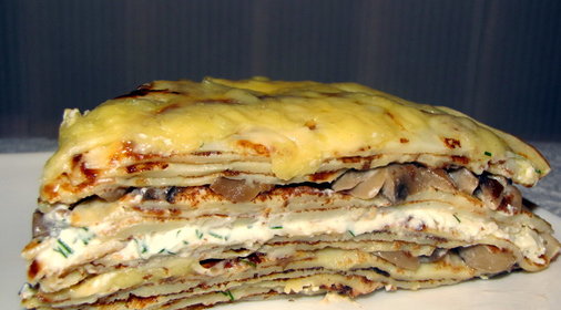 Блинчатый торт с грибами и творогом