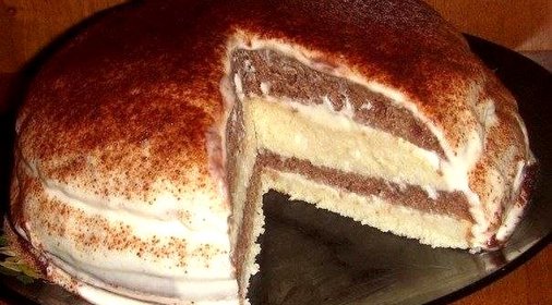 Кефирный торт со сметанным кремом