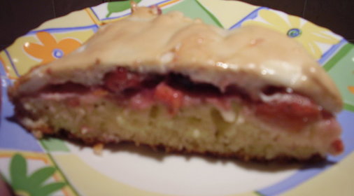 Торт клубничный