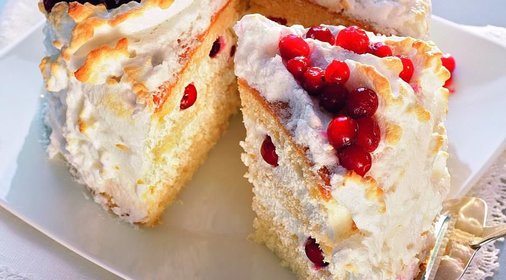 Торт из клюквы с рикоттой