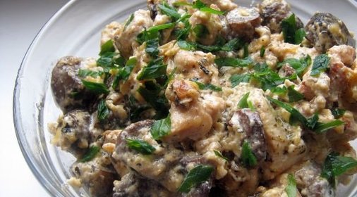 Клубничный торт из хлеба