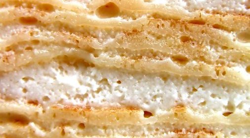 «Наполеон» с сырным кремом и грушами