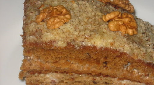 Ореховый торт с творожным кремом