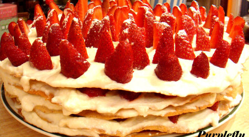 Торт Клубничный лес