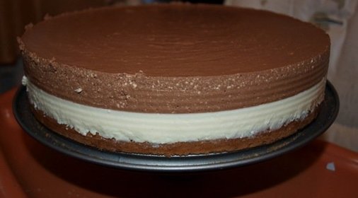 Торт творожный Дуэт с белым и молочным шоколадом