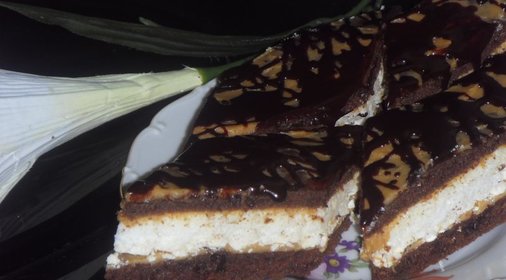 Очень вкусный шоколадно-меренговый торт