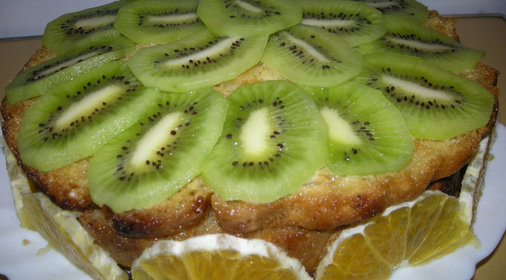 Ванильный бисквитный торт