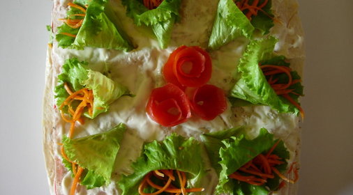 Торт с крабовыми палочками