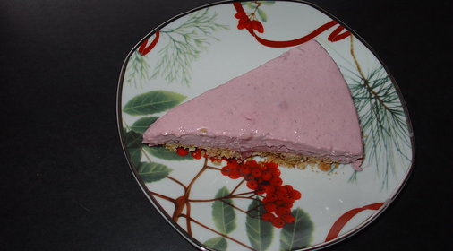 Торт творожно-брусничный, без выпечки. (Вариант)