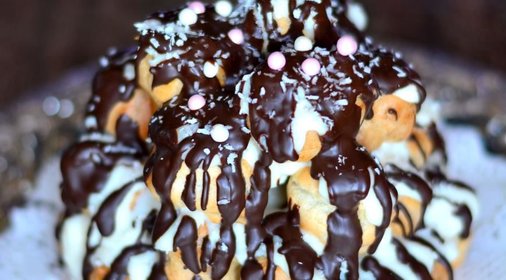 Торт из эклеров