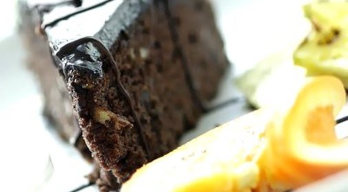 Шоколадный торт с имбирем