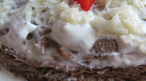 Закусочный торт из печени