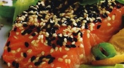 Торт закусочный из лососины и красной икры