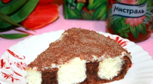 Шоколадный торт с творожно-кокосовыми шариками