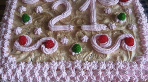 Торт Вишенка