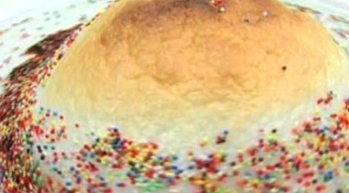 Шоколадный торт с фисташками