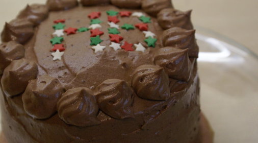 Шоколадный тортик с медовыми коржами