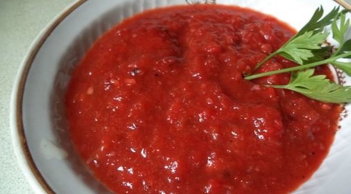 «Волнистый» кэробовый торт