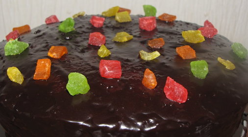 Шоколадный тортик с клюковкой, приготовленный в СВЧ