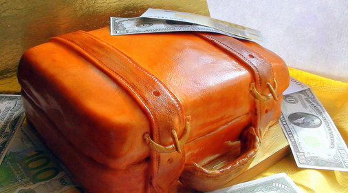 Торт «Чемодан с деньгами». В подарок прекрасной Аллочке a_l