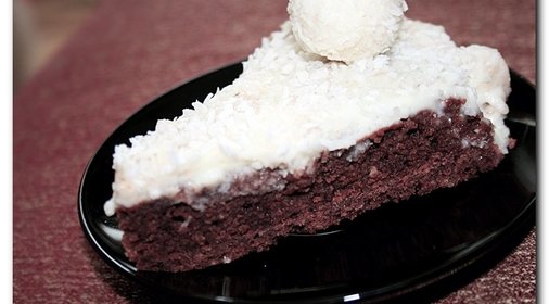 ШОКОЛАДНЫЙ ТОРТ с ликером и сливочным кремом