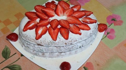 Торт Клубничка