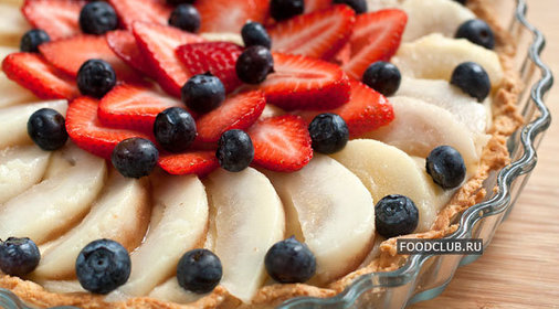 Торт с заварным кремом и фруктами