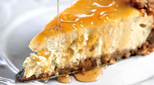 Карамельный торт с творогом из топленого молока