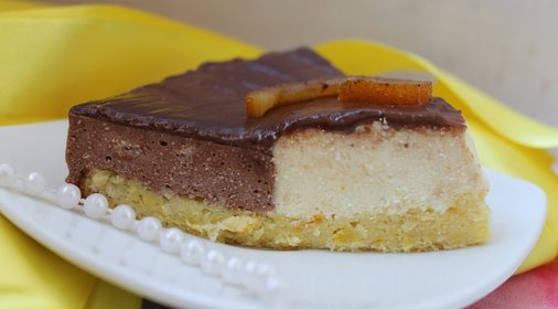 Торт с апельсиновым и шоколадным муссом