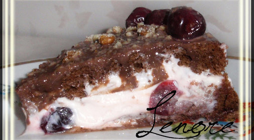 Шоколадно-вишневый торт