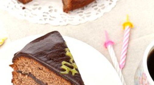 Торт из ржаных сухарей с шоколадным кремом