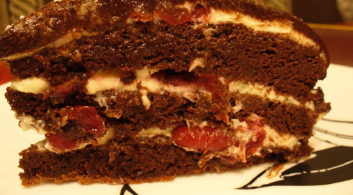 Шоколадно - вишневый торт